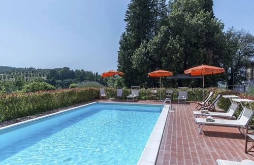 Trequanda Villa | Relaxing Villa near Siena with Private Pool & Garden