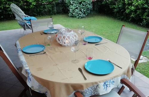 Capanne-Prato-Cinquale Villa | Seaside Villa Retreat in Cinquale Forte dei Marmi