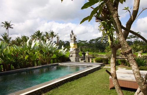 Sambahan Villa | Villa near Ubud, panoramic view of rice fields and the volcano