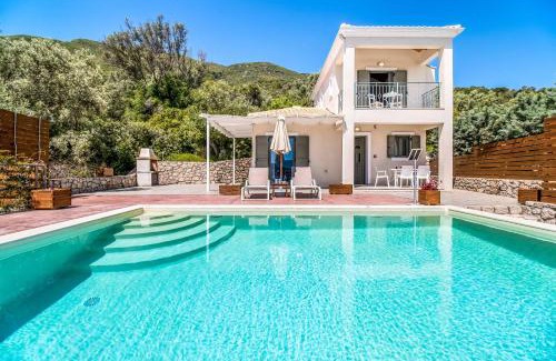 Evgiros Villa | Oceanfront Villa Nefeli Lefkas – 4-Star Excellence