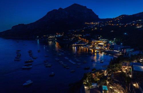 Marina del Cantone Villa | New Villa with Jacuzzi, Steps from the Beach & Ocean View