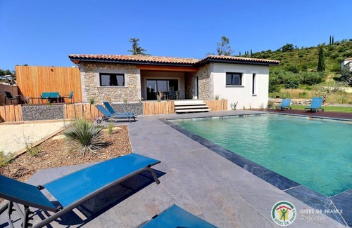 Ruoms House | Relax at Villa Neuve: Ocean View & Private Pool Oasis