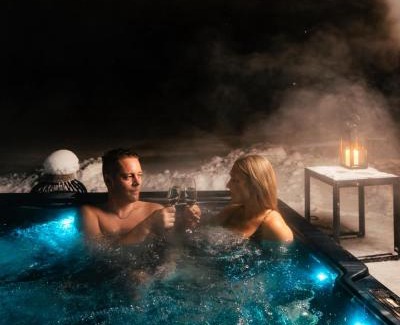 Rovaniemi Villa | Relax at Villa Nightsky with Jacuzzi & Perfect 10 Rating