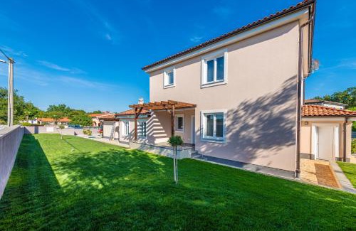 Municipality of Sveti Lovrec House | Villa Niko, your Ideal Summer Oasis near Poreč
