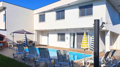 Rovinjsko Selo Villa | Relaxing Villa Nin with Private Pool for Family Getaways