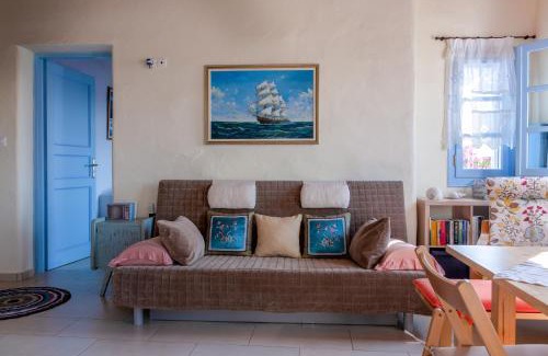 Aegiali Villa | Enchanting Villa Nina: Oceanfront Cycladic Retreat in Amorgos