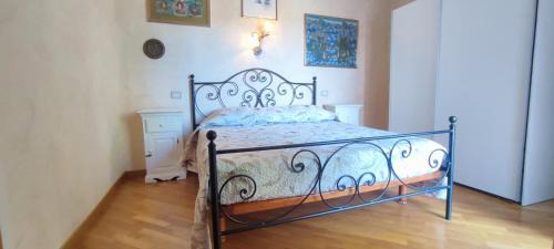 Zona XXX Castel Fusano Villa | Idyllic Happy Domus Roma - Villa Ninfea with Beautiful Garden