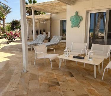 Boa Vista Apartment | Beachfront Bliss: Villa Nº 25 with Top Guest Ratings