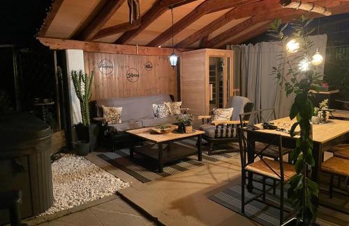 Izola Villa | Villa Noa: Relax with Jacuzzi, Sauna & Oceanfront Views