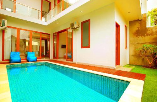 Mumbul Villa | Villa Noam: 4-Star Stay with Pool & Family-Friendly Fun