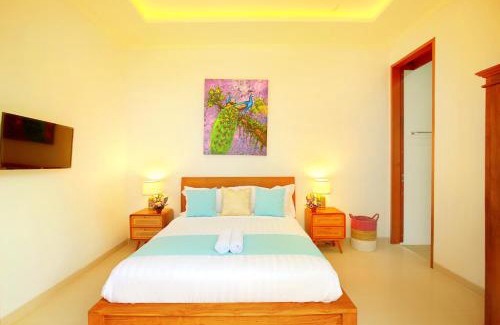 Mumbul Villa | Villa Noam: 4-Star Stay with Pool & Family-Friendly Fun