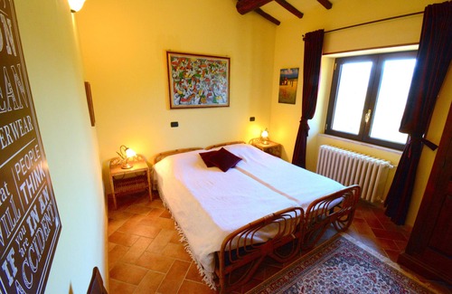 Montefranco Bed & Breakfast | Villa Nocri: Family-Friendly Retreat with Pool and Spa