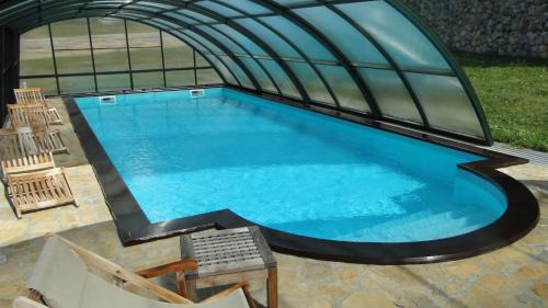 Sezana Villa | Villa Michelle: Oceanfront Escape with Pet-Friendly Amenities