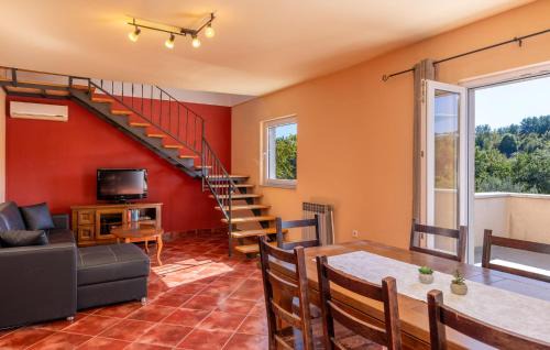 Karojba House | Villa Nolissima: Family-Friendly Stay with Pool and Pets Welcome