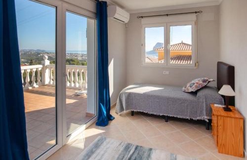 Calpe Villa | Relax at Villa Noosa: Family-Friendly with Pool Access