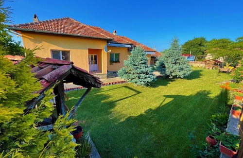 Polski Trambesh House | Pet-Friendly Villa with Pool and Family Amenities Await