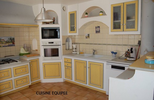 Pont-Saint-Esprit Villa | Villa Notre Dame des Roses: Ocean View with Private Pool
