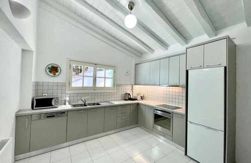 Kanapitsa Villa | villa Nova 1, 3 bedroomed villa in Kanapitsa