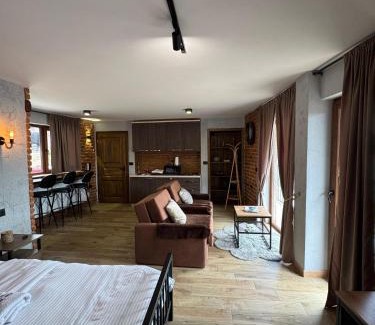 Mavrovi Anovi Apartment | Pet-Friendly Villa Nur - Exceptional Lake View Apartments