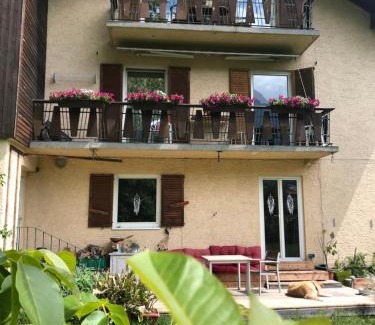 City Center Golling an der Salzach Apartment | Villa Nussbaum: Guest Rated 9.1 with Hot Tub & Pet Friendly