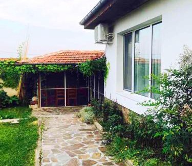 Hisarja House | Discover Villa Nymphea: Family-Friendly with Pool Access