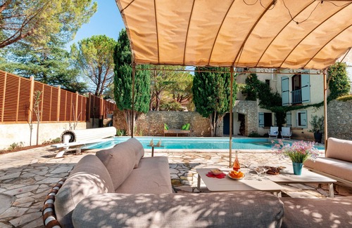 Nyons House | Villa Nyons: Relax by Your Private Heated Pool in Provence