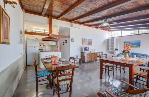 Torre dell'Orso Villa | Villa Oasi al Mare: Poolside Retreat Near the Sea, Melendugno