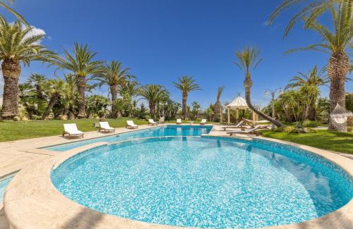 Nardo Villa | Relax at Villa Oasi di Pace: Pet-Friendly with Pool & Hot Tub