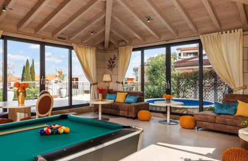 Pjescana Uvala House | Relax at Villa Oasi Pool & Spa - Perfect for Families