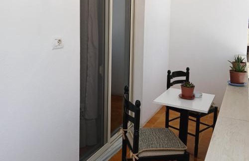 Berat Bed & Breakfast | Villa Oasis: Guest Rated 9/10 with Family-Friendly Amenities