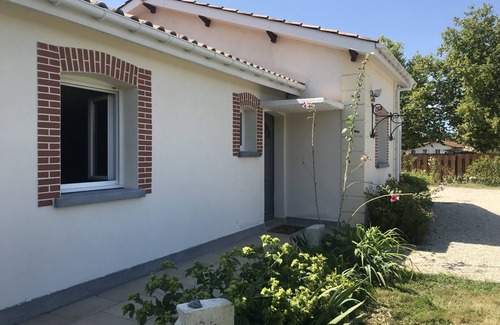 Grayan-Et-L'Hopital House | Villa Océan: Private Pool, Terrace & Ocean Views Await