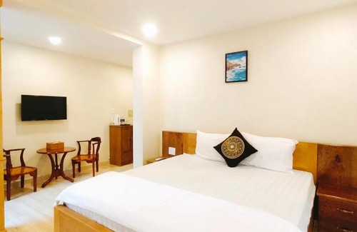 Long Hai Villa | Oceanfront Villa OCeanami: Private Beach & Pool Retreat