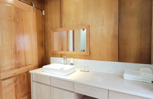 Long Hai Villa | Oceanfront Villa OCeanami: Private Beach & Pool Retreat