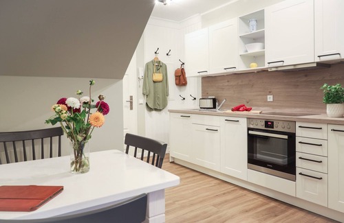 Binz Apartment | Villa Oestereich: Oceanfront Escape with 9.8 Guest Rating