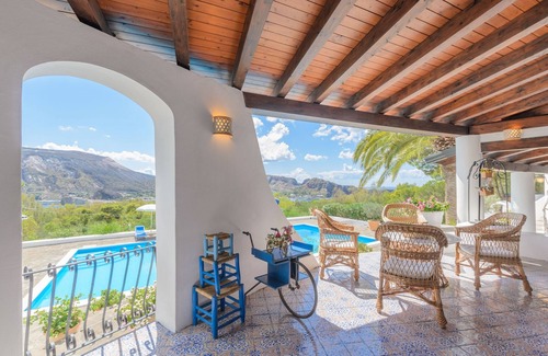 Vulcanello Villa | Villa of Dreams: Oceanfront Escape with Pool and Spa