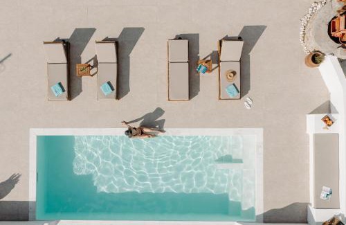 Naxos Town Villa | Idyllic Villa of Roses in Naxos with Private Pool Retreat