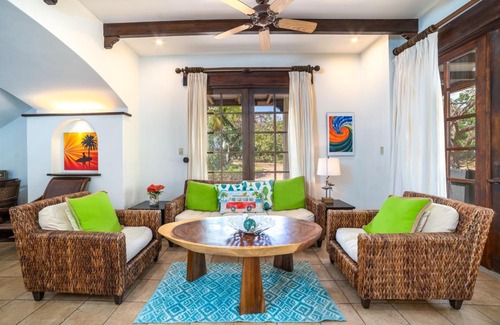 Tamarindo Villa | Discover Villa Olas: Family-Friendly 4-Star Retreat