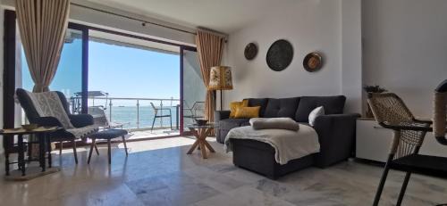 Durres Apartment | Villa Oleander: Oceanfront Retreat with 10/10 Guest Rating