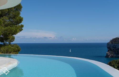Mar Azul Villa | Relaxing Villa Olimpia by Abahana Luxe with Ocean Views