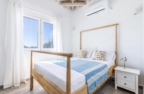 Skopelos Villa | Discover Villa Olive Skopelos: 4-Star Retreat with Pool
