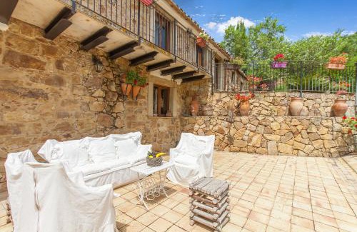 Castel di Lucio Villa | Villa Olmo: Private Pool Retreat for Families and Friends