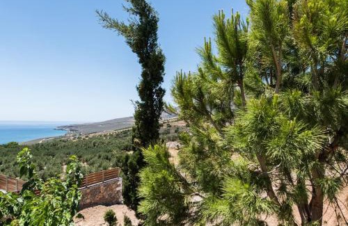 Fragkokastello Villa | Villa Olvía: 4-Star Oceanfront Escape with Spa & Pool