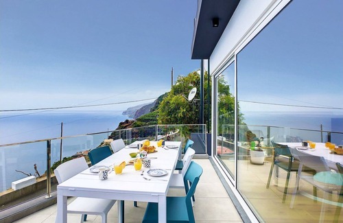 Ponta do Sol House | Villa Omar by LovelyStay