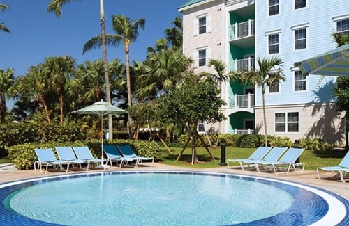 Paradise Island Villa | Villa on Paradise Island: Access to Atlantis Awaits You