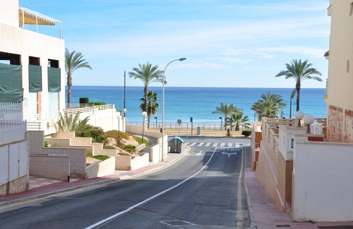 Muchamiel Villa | Beachfront Villa in San Juan - Guest Rated 9.8/10!
