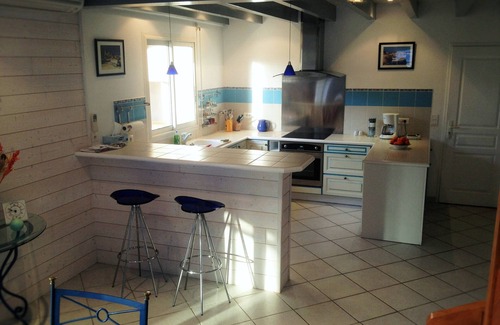 Soustons Villa | Villa on the Golf: Private Pool & Ocean Views Near Beaches