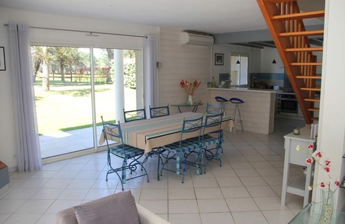 Soustons Villa | Villa on the Golf: Private Pool & Ocean Views Near Beaches