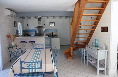 Soustons Villa | Villa on the Golf: Private Pool & Ocean Views Near Beaches