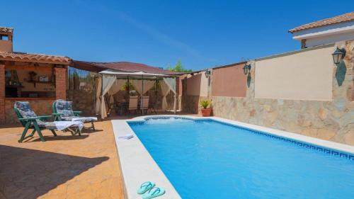 Alcala la Real House | Escape to Villa Ortega Alba: Oceanfront Getaway Awaits