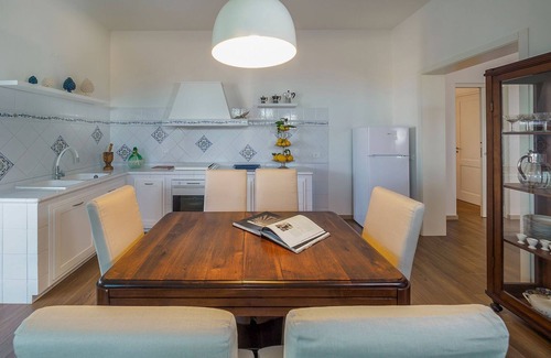 Marausa Villa | Villa Ortesi: Five Bedroom Retreat with Pool and Spa